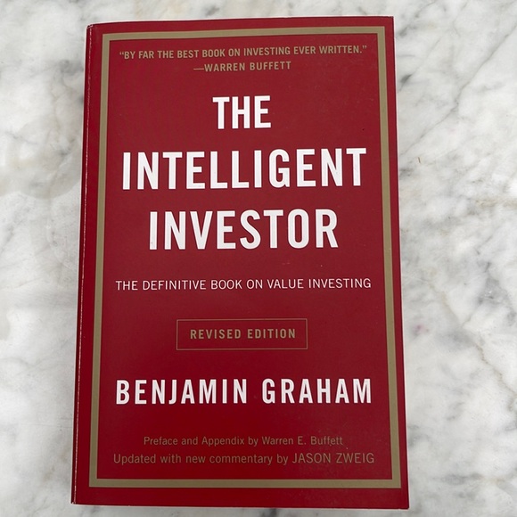 The intelligent investor by Benjamin Graham - Picture 1 of 2